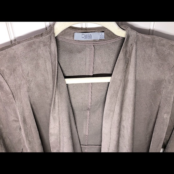 Jacket - Picture 2 of 3